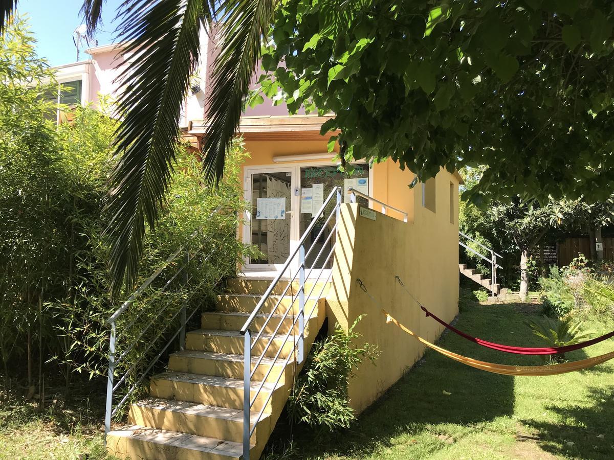 Residence Les Caraibes Сериньян Экстерьер фото